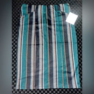 89TH & Madison, Size S/P, Green/Grey/Brown/Black, Vertical Striped, Pencil Skirt